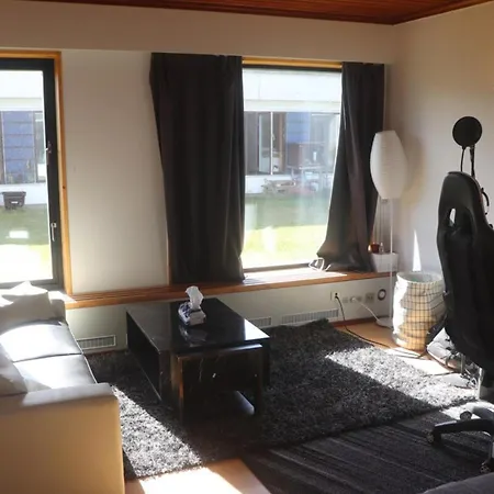 Cozy One Apartment *